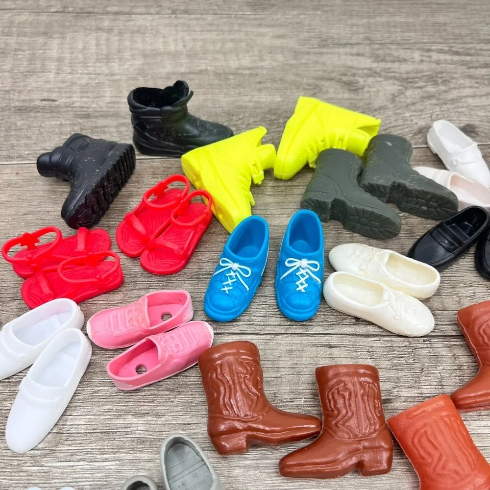Vintage Barbie Shoes, Boots, heels, Ken, Skipper, Francie‎ in storage boxes